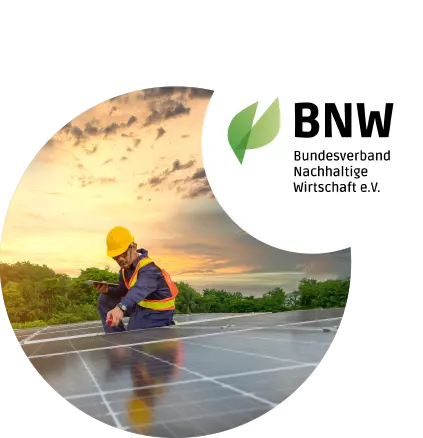 Abbildung Logo BNW mit Bild Mann auf Solardach